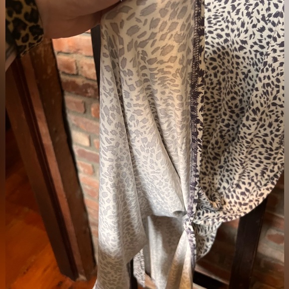 Nicole Miller lightweight summer sleeveless nightgown animal print - Picture 4 of 4